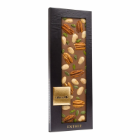 Молочный шоколад ChocoMe M104 Орех пекан, миндаль, фисташки Бронте, 110г.